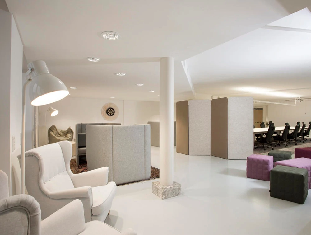 BuzziScreen Modular Freestanding Acoustic Room Divider