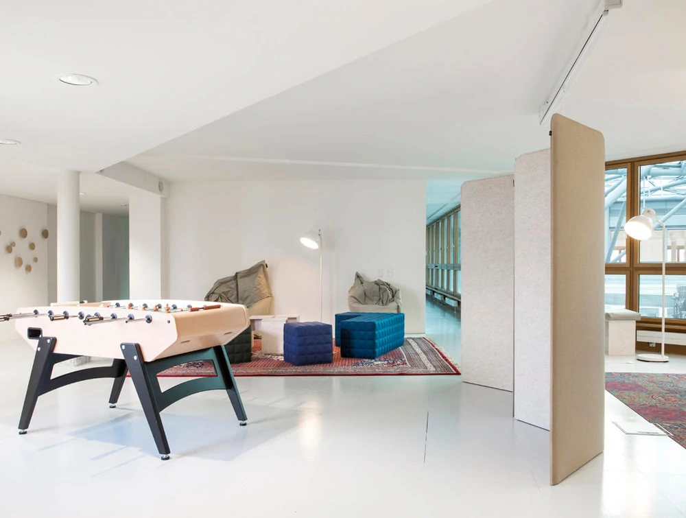 BuzziScreen Modular Freestanding Acoustic Room Divider