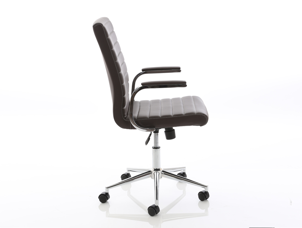 Dynamo Ezra Stylish Executive Office Chair Radius Dynamo Ezra Stylish Executive Office Chair