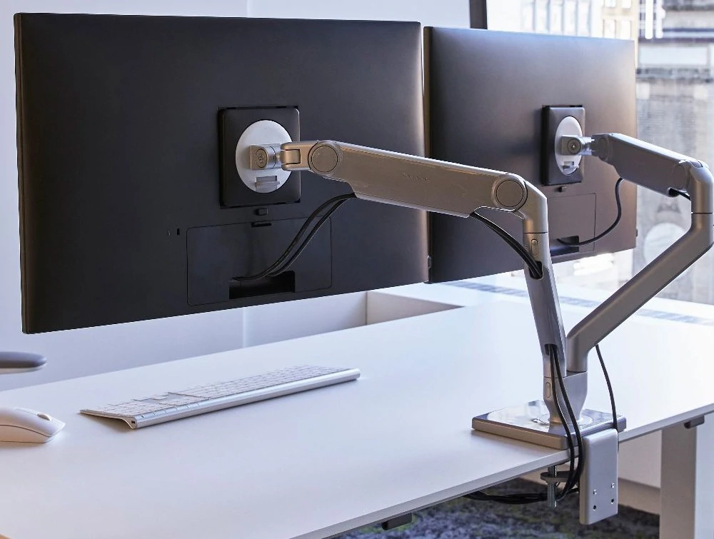 Humanscale M2.1 Adjustable Monitor Arm with Accessory Bracket