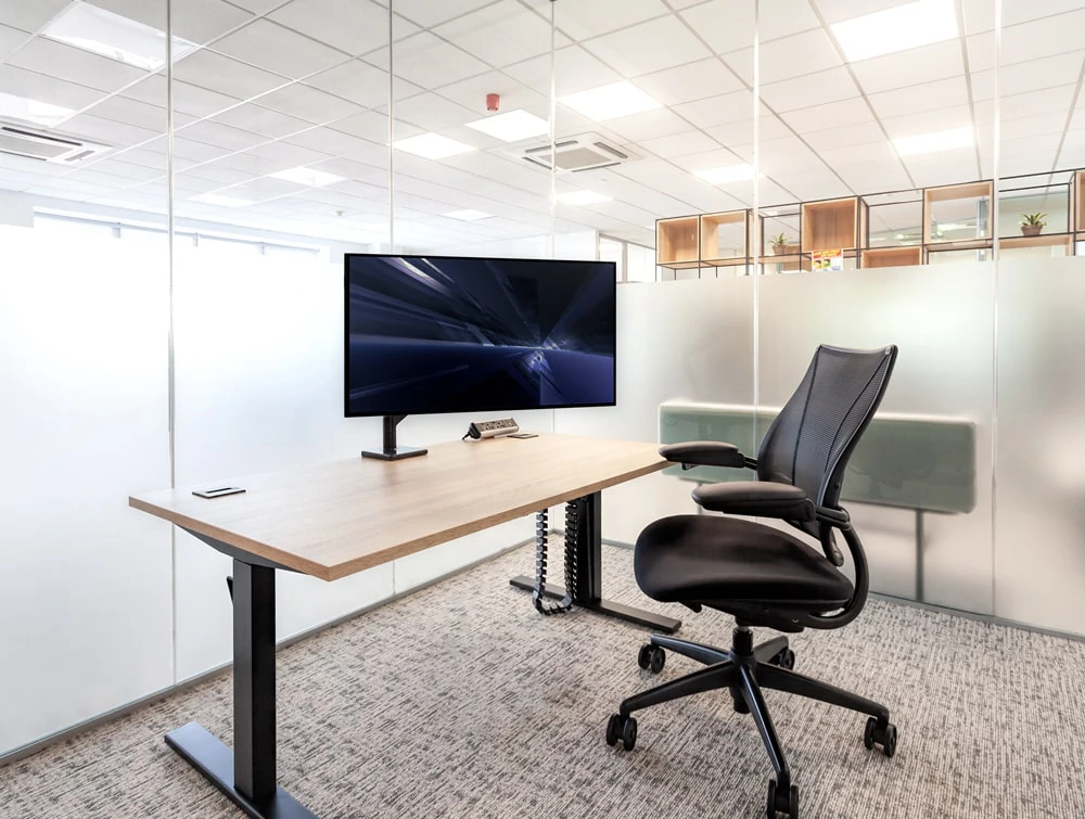National Technologies Office Height Adjustable Sit Stand Desk with Ergonomic Mesh Chair