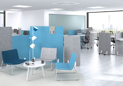 Floorstanding-Screens-500×350 Monitor Arms with Three Screens